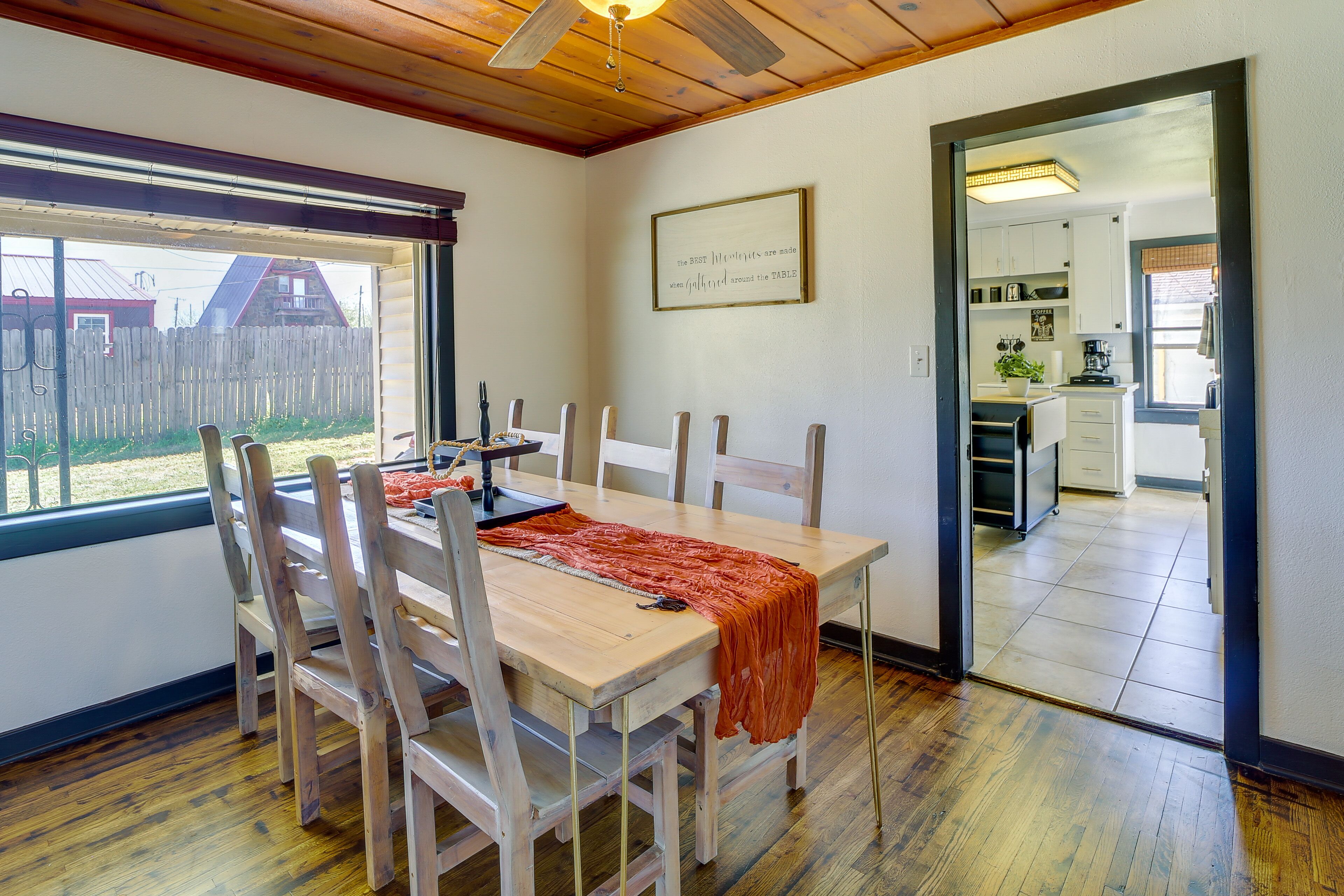 Langley Vacation Rental < 3 Mi to Grand Lake!