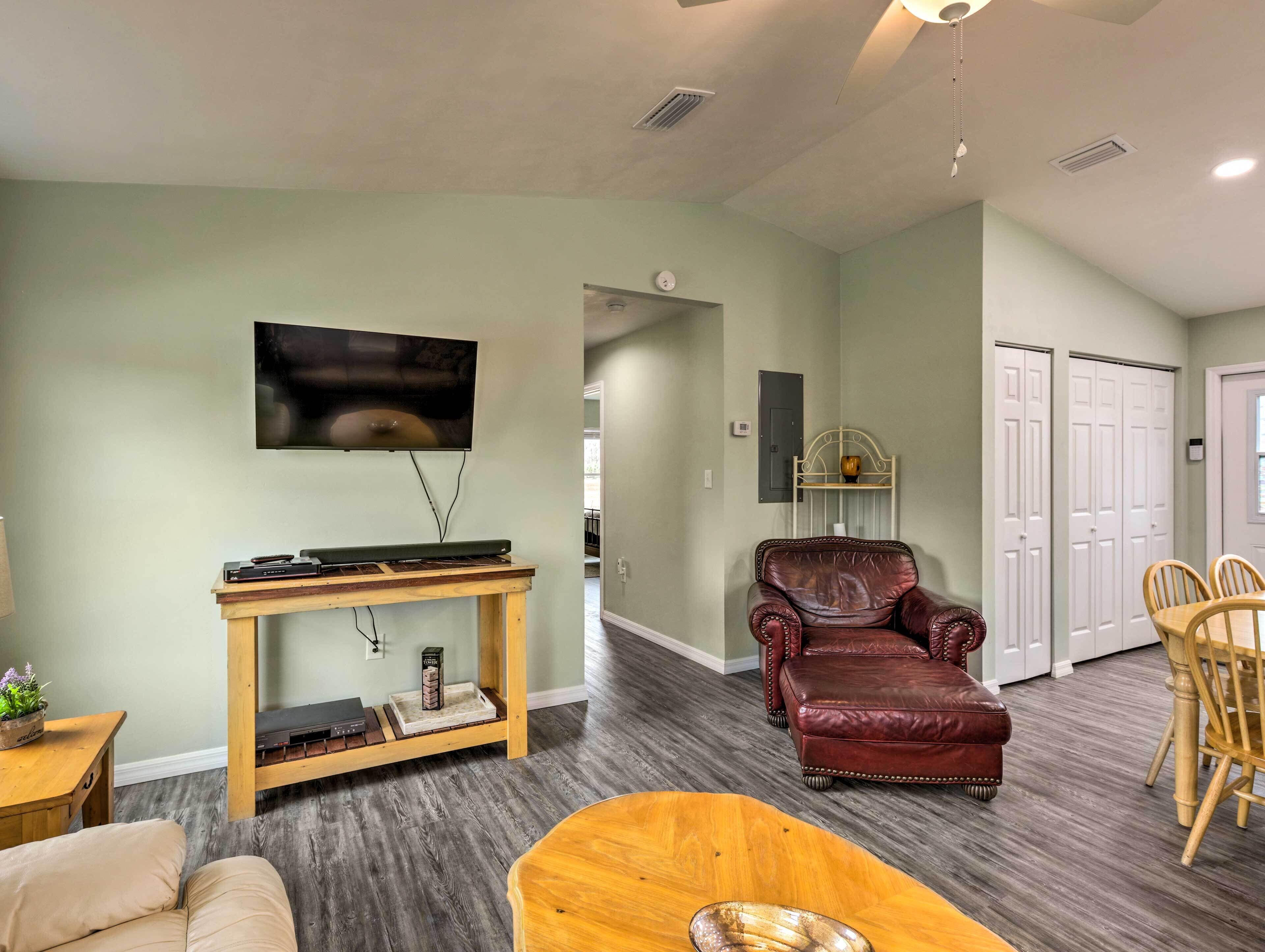 House (2 Bedrooms) | Interior