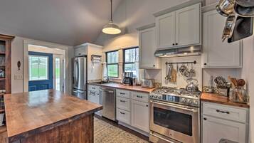 Rumah (2 Bedrooms) | Interior