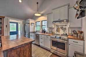 House (2 Bedrooms) | Interior - Big Cedar Lake House: Views, 100 Ft to Water! (Hartford)