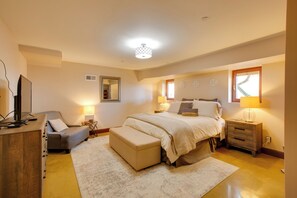 Apartment (1 Bedroom) | Interior