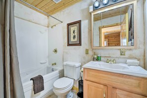 Talo (4 Bedrooms) | Sisätilat