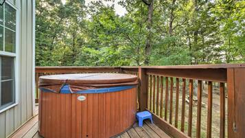 Cottage (3 Bedrooms) | Interior