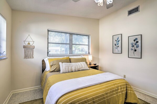 House (3 Bedrooms) | Interior - Retro St Pete Home w/ Private Heated Pool (St. Petersburg)