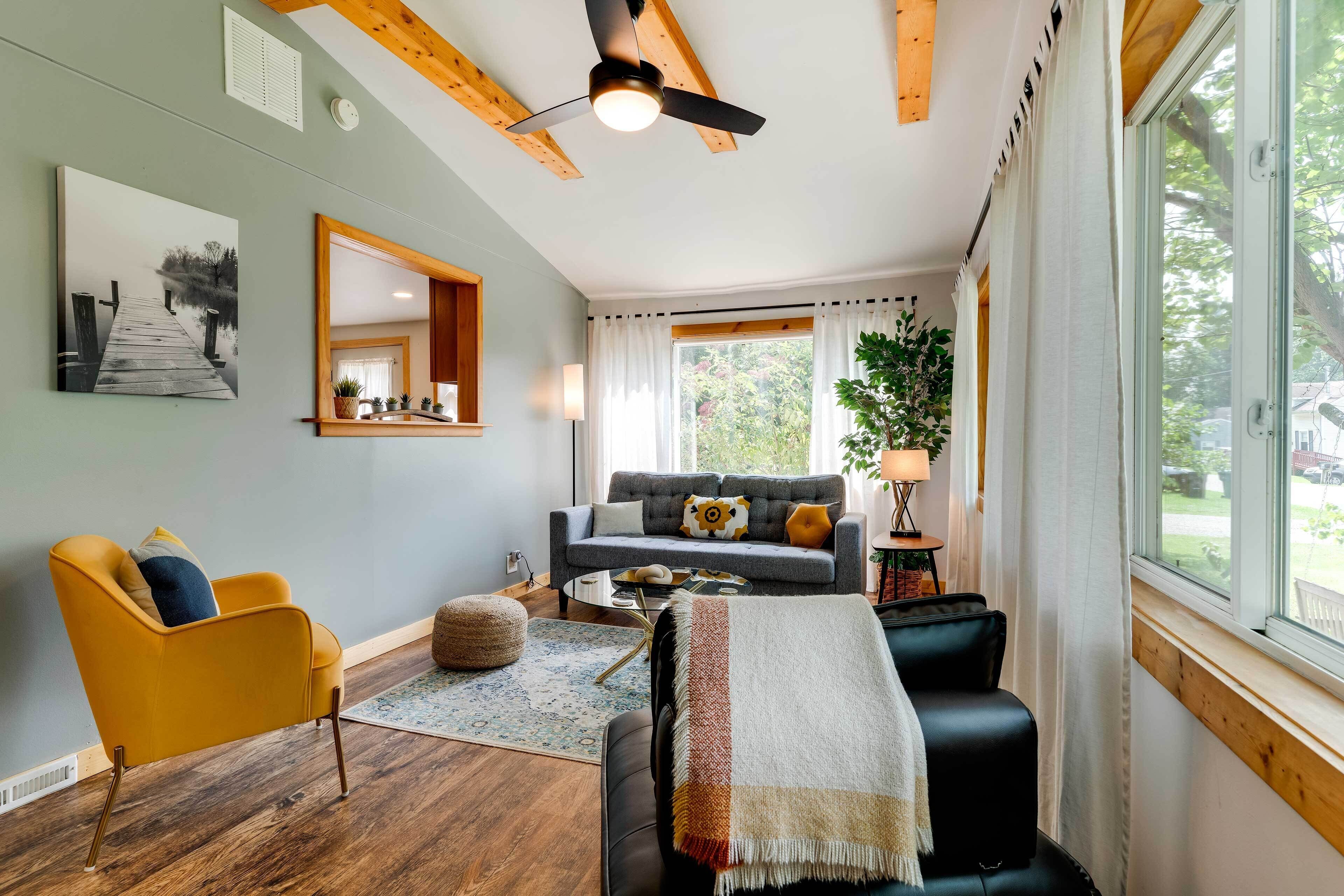 House (2 Bedrooms) | Interior