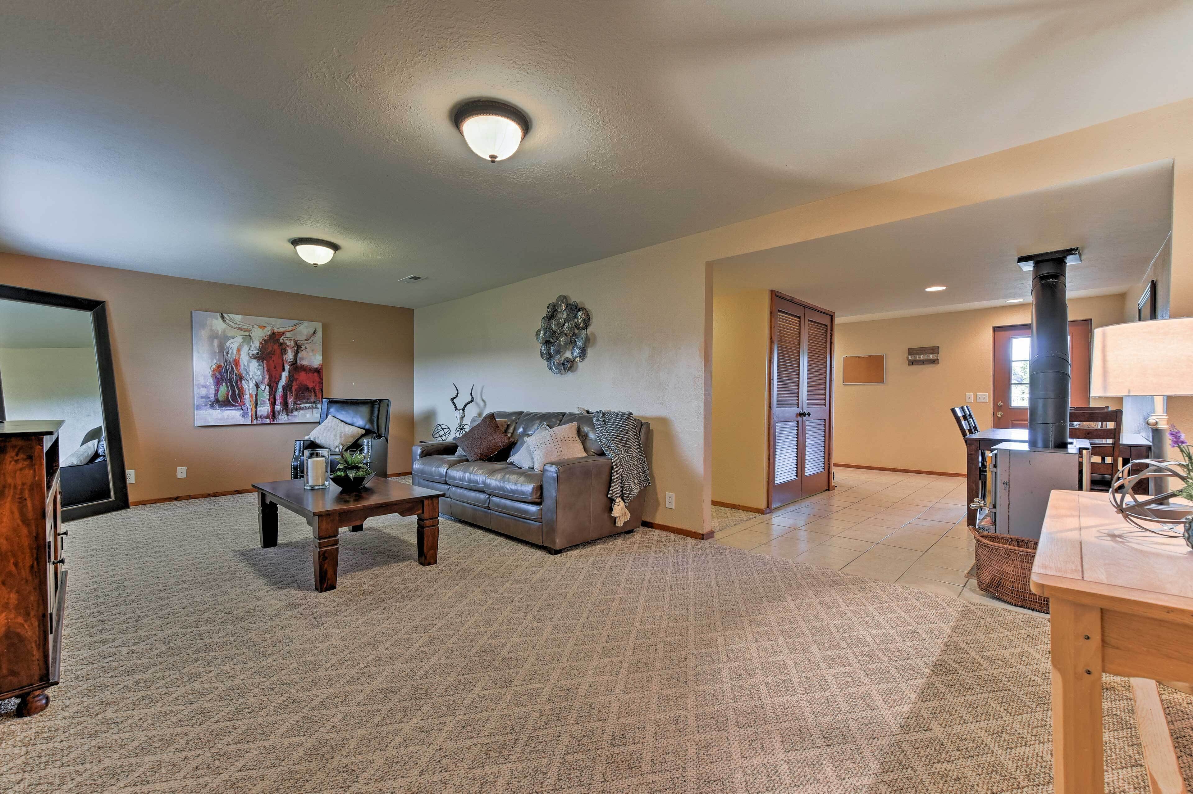 Park City Apartment w/ Olympic Park + Mtn Views!