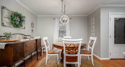 Single-story Manchester Home Close to Parks!