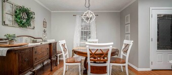 Single-story Manchester Home Close to Parks!