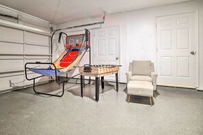 House (3 Bedrooms) | Interior - Lovely Lauderhill Retreat < 12 Mi to Beach! (Lauderhill)