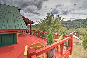 Apartment (0 Bedroom) | Interior - Updated Mtn View Studio w/ Loft - Near River! (Mountain View)