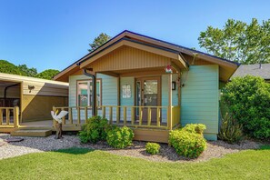 House (2 Bedrooms) | Interior - Kayaks & Boat Dock: Waterfront Home in Grove (Grove)