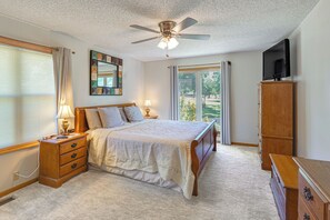 House (2 Bedrooms) | Interior - Kayaks & Boat Dock: Waterfront Home in Grove (Grove)