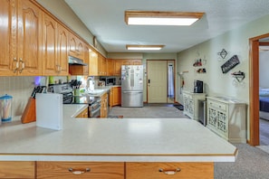 House (2 Bedrooms) | Interior - Kayaks & Boat Dock: Waterfront Home in Grove (Grove)