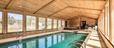 Apartment (1 Bedroom) | Pool | Outdoor pool