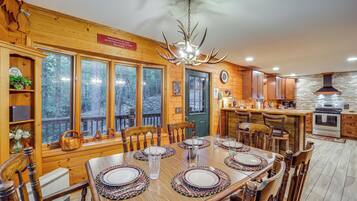 Casa (3 Bedrooms) | Restaurantes