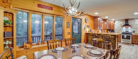 House (3 Bedrooms) | Dining