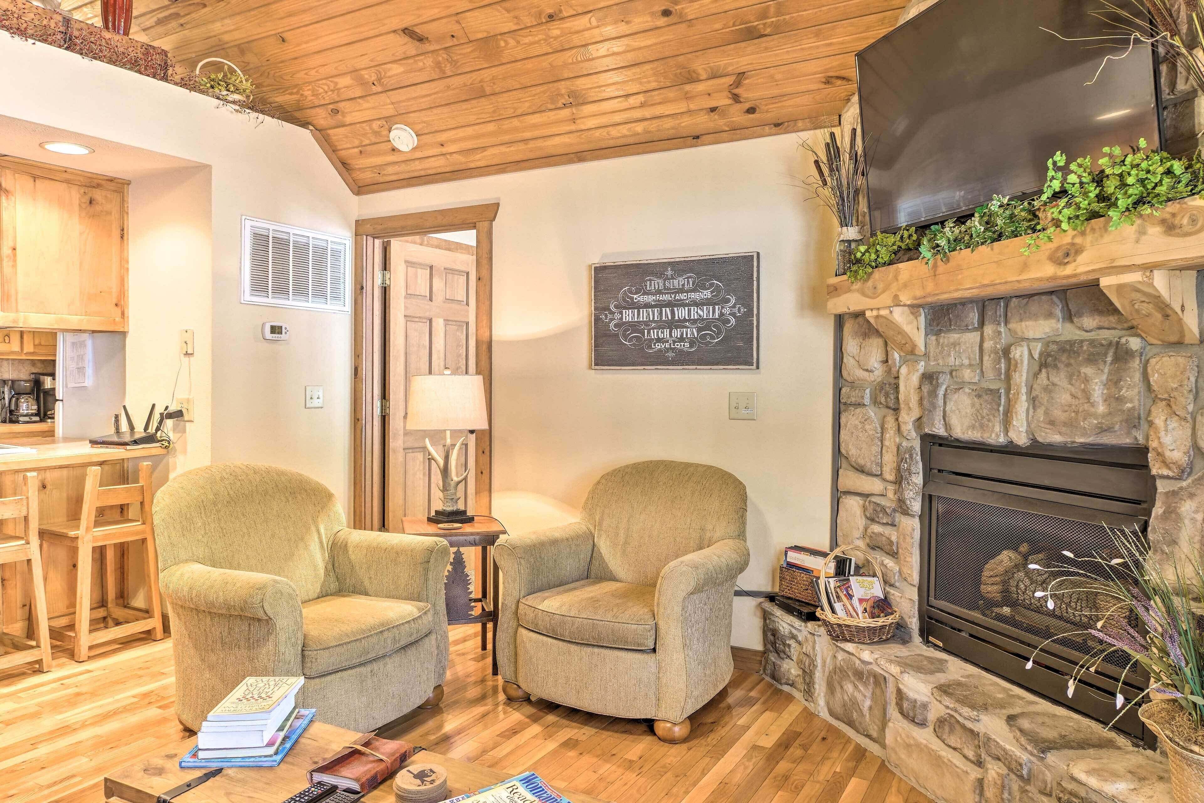 Branson Resort Living < 3 Mi to Silver Dollar City