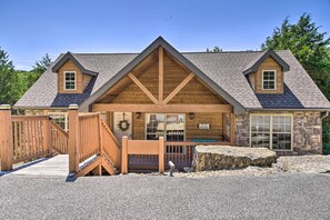 House (2 Bedrooms) | Interior - Screened Deck: Cozy Branson West Cabin! (Branson West)