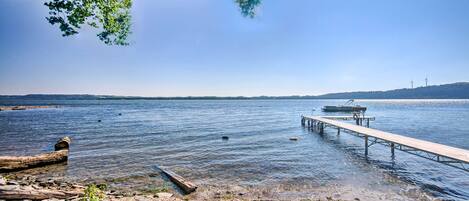 House (6 Bedrooms) | Interior