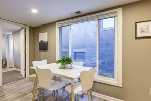 Cottage (1 Bedroom) | Interior - Cozy Newport Cottage Near Stadiums & Downtown (Newport)