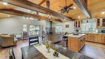 House (3 Bedrooms) | Front of property