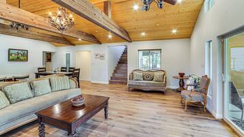 Casa (3 Bedrooms) | Interior