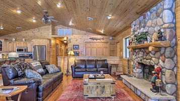 Cottage (3 Bedrooms) | Front of property