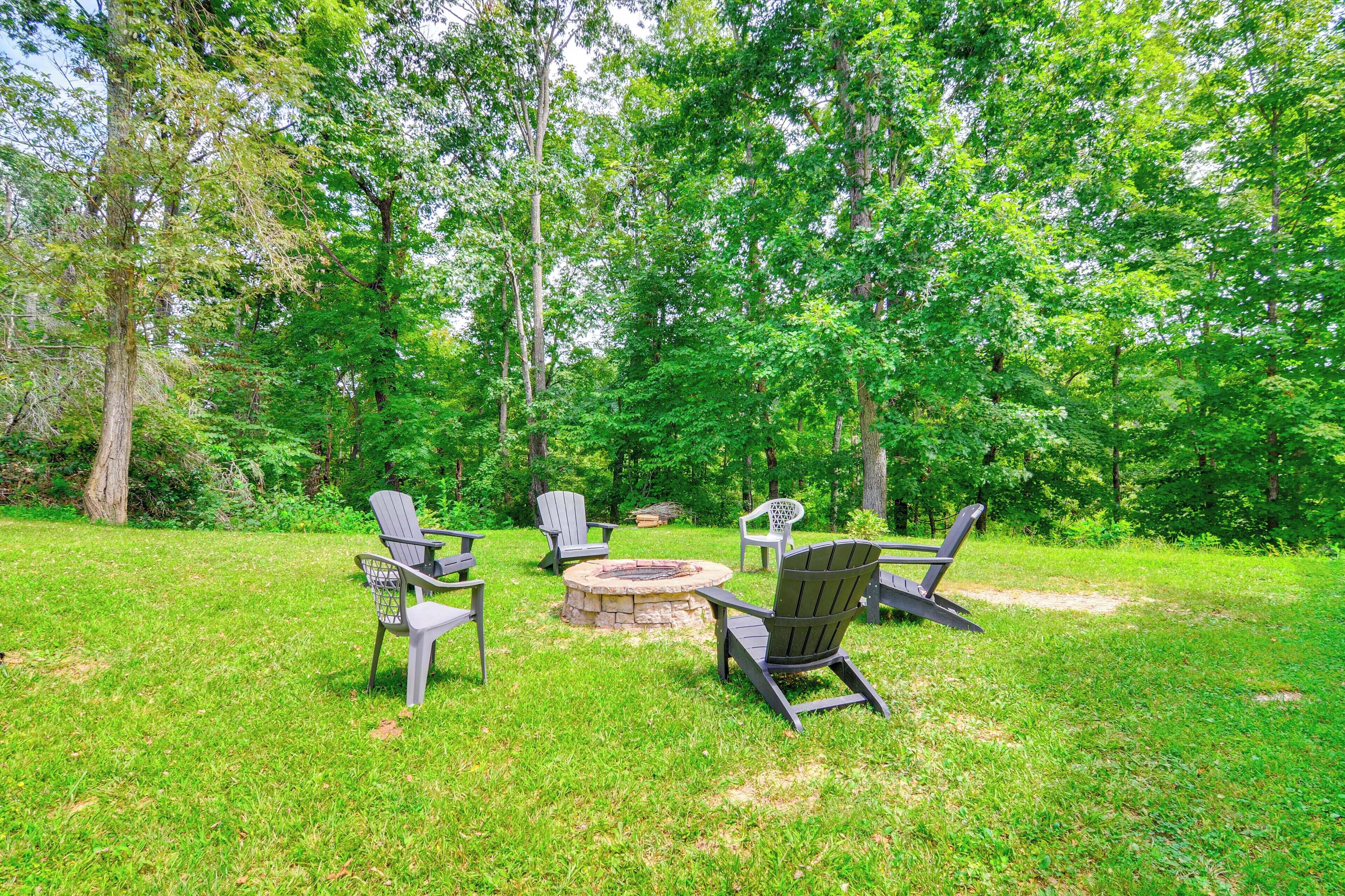 House (6 Bedrooms) | Interior