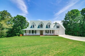 House (6 Bedrooms) | Front of property