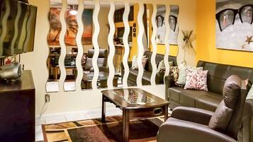 Apartment (2 Bedrooms) | Bahagian dalam