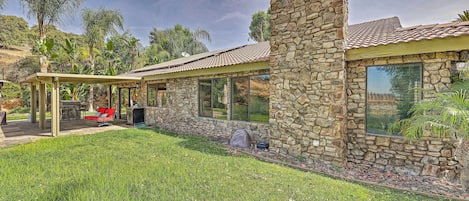 Villa (3 Bedrooms) | Front of property