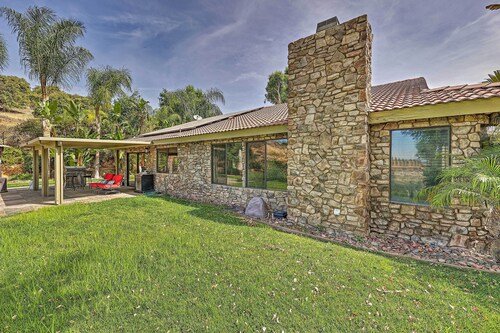 Spacious & Private Wine Country Villa w/ View