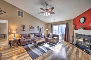 House (3 Bedrooms) | Interior