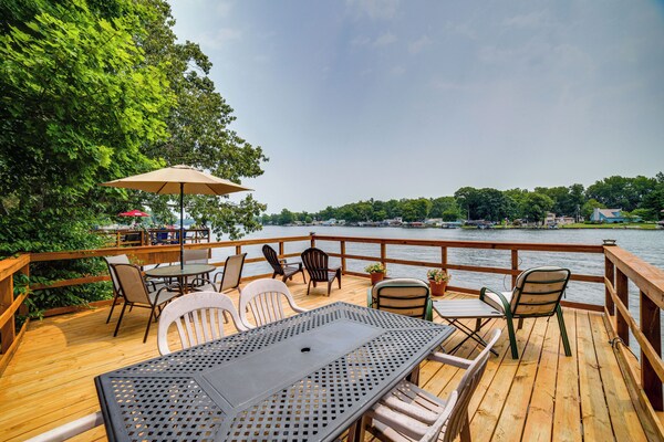 Lakefront Cottage W/ Deck Near Indiana Beach! - Indiana (State)