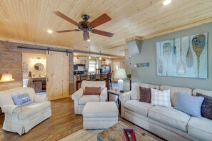 Cottage (2 Bedrooms) | Interior