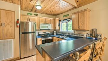 House (1 Bedroom) | Interior