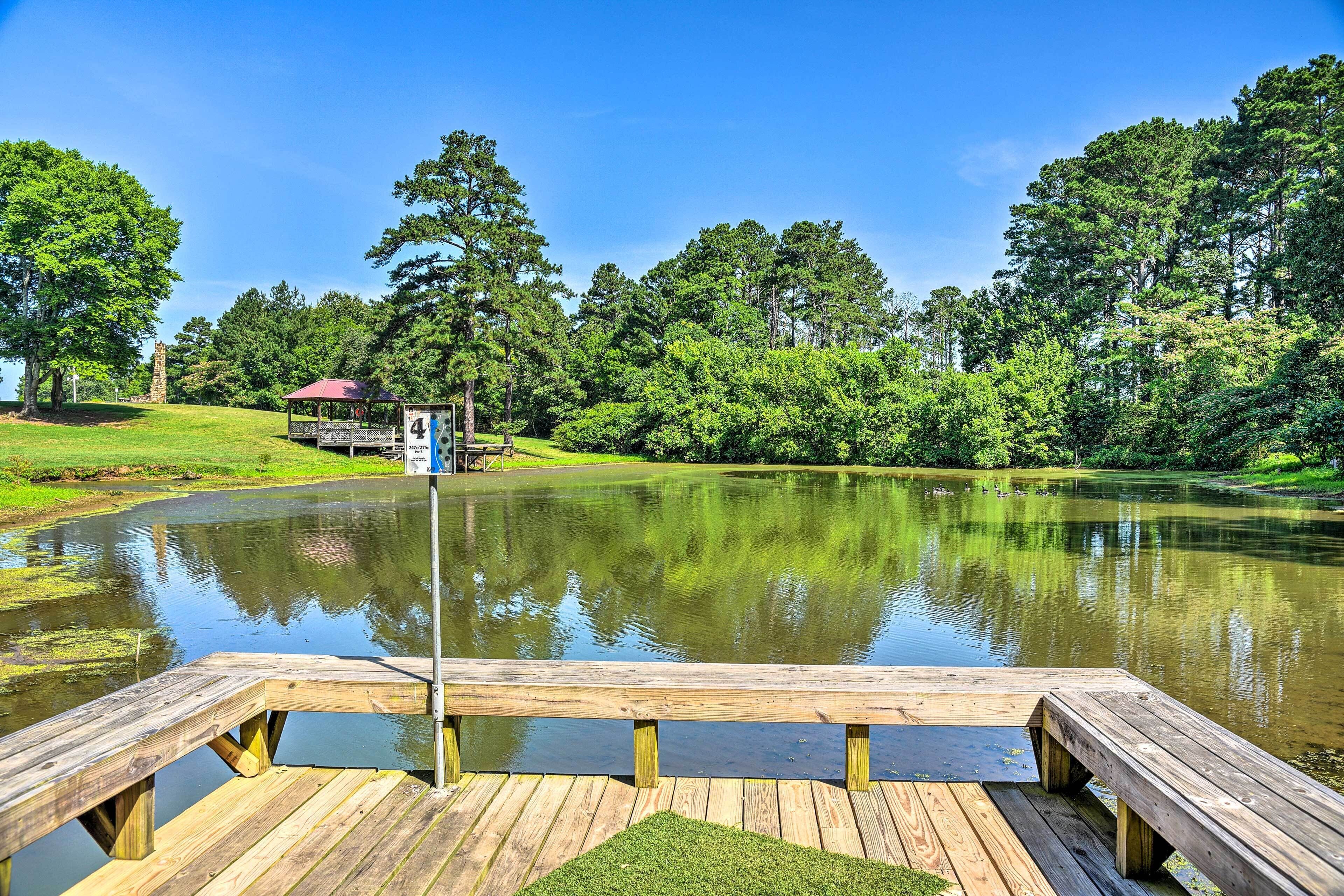 'golfer's Retreat': Guntersville Lake On-site
