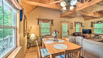 House (1 Bedroom) | Interior