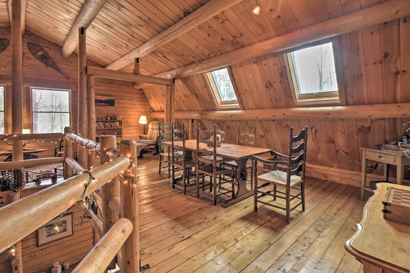 House (4 Bedrooms) | Interior