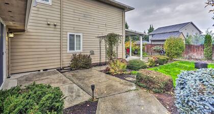Chic Battle Ground Apartment ~ 18 Mi to Vancouver!
