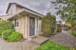 Apartment (1 Bedroom) | Interior