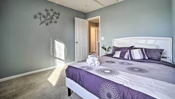 4 bedrooms, iron/ironing board, free cribs/infant beds, bed sheets