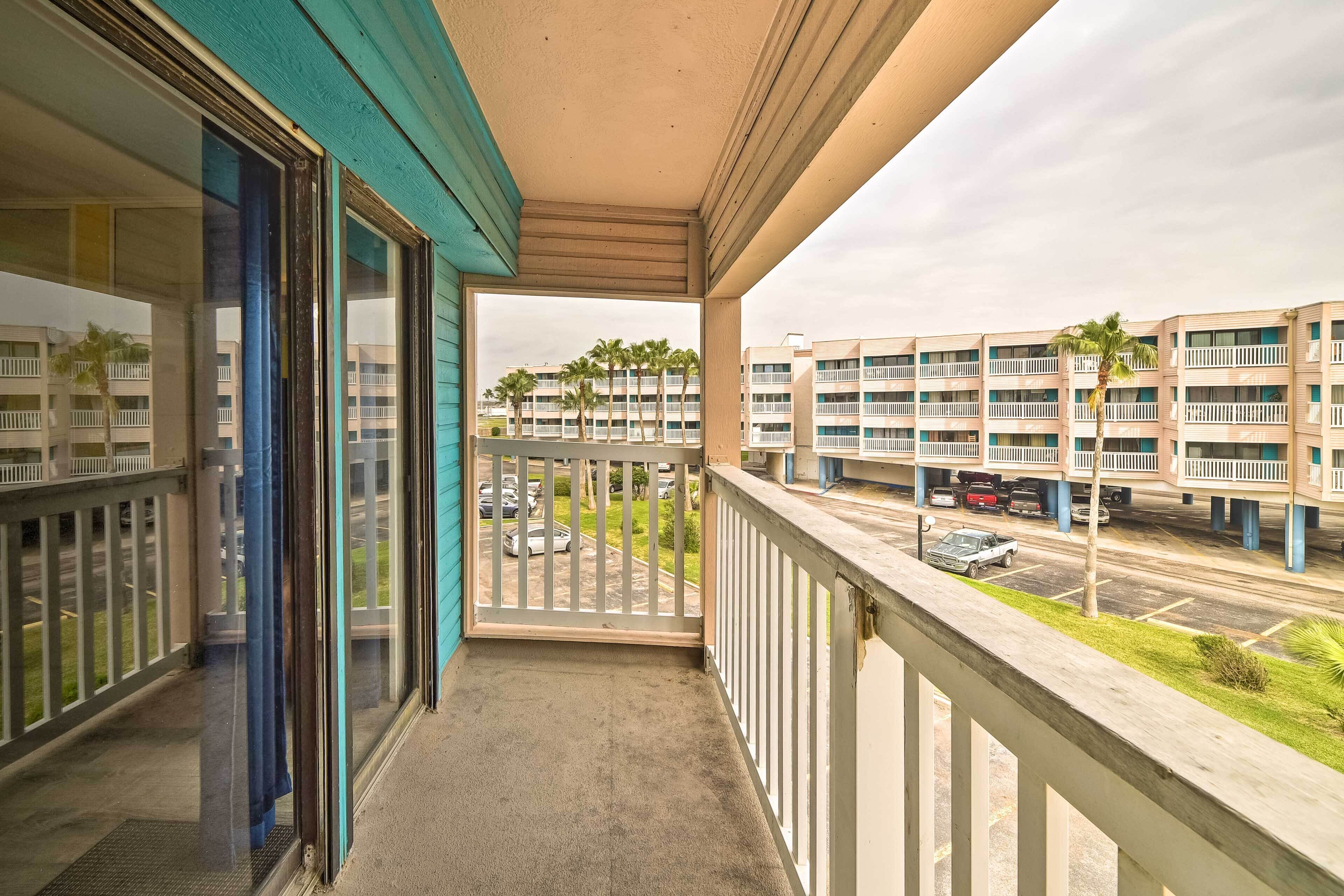 Apartment (1 Bedroom) | Interior