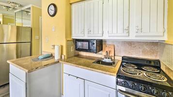 Apartment (1 Bedroom) | Interior