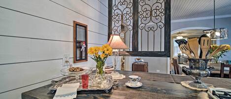 Cottage (2 Bedrooms) | Interior