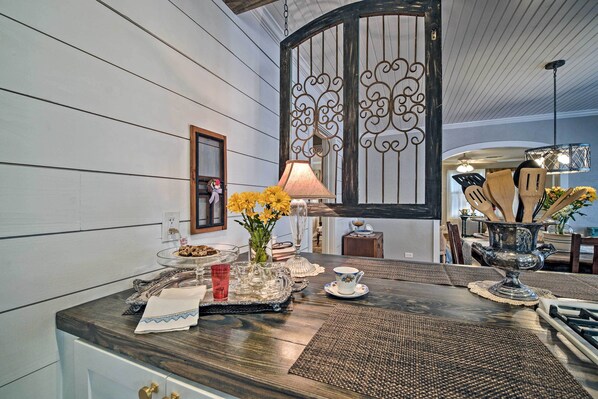 Cottage (2 Bedrooms) | Interior