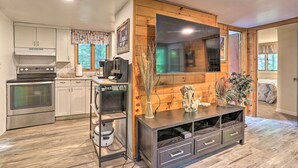 Rumah (3 Bedrooms) | Dapur pribadi