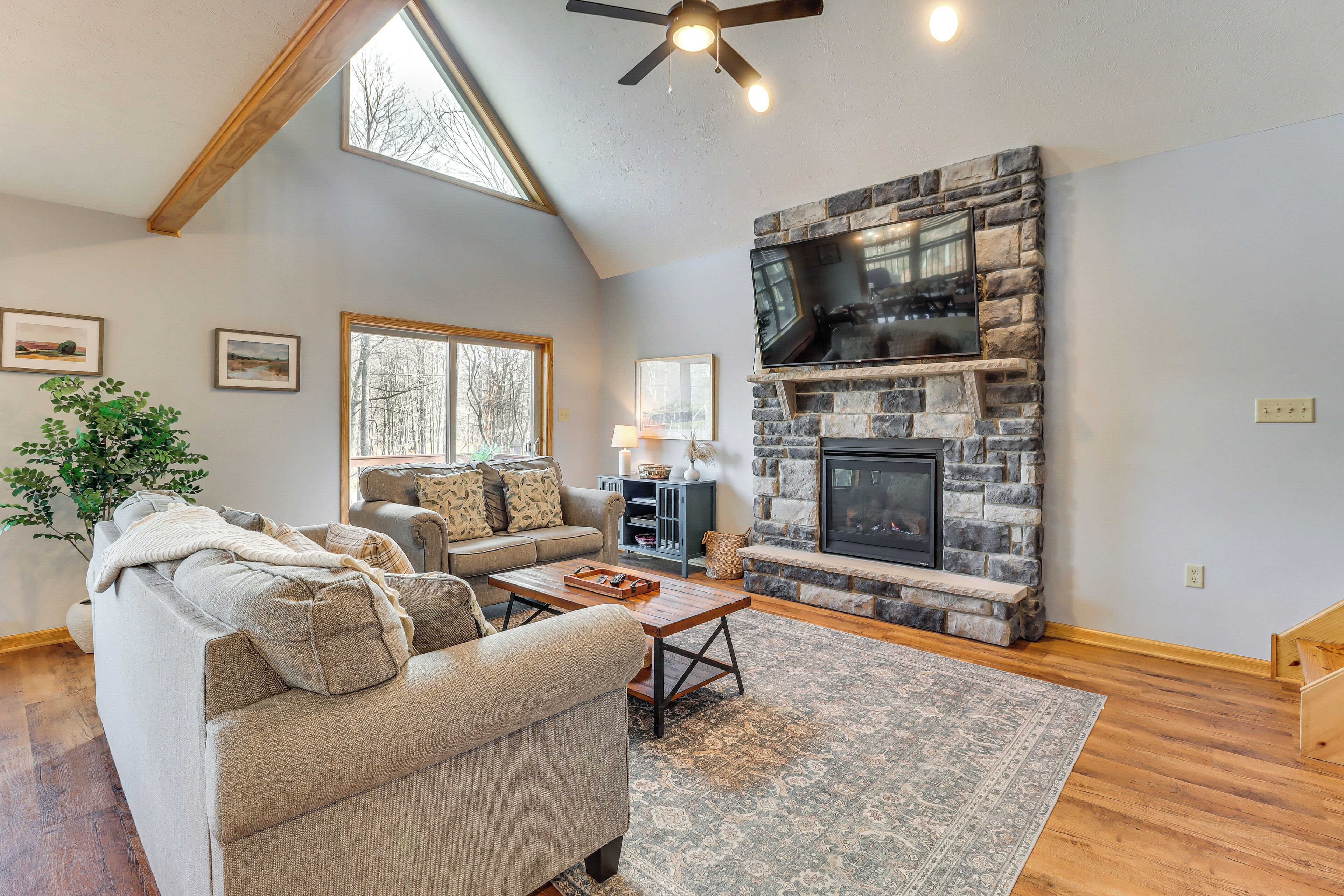 House (4 Bedrooms) | Front of property