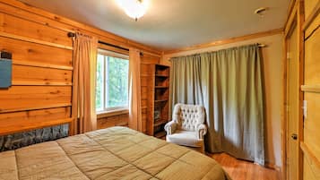 Apartment (1 Bedroom) | 1 bedroom, bed sheets