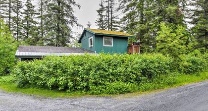 Peaceful, Quiet Seward Apt W/back Yard & Mtn Views